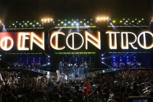 Léo Santana, Parangolé e Harmonia do Samba desembarcam com o projeto Encontro de Fenômenos em BH
