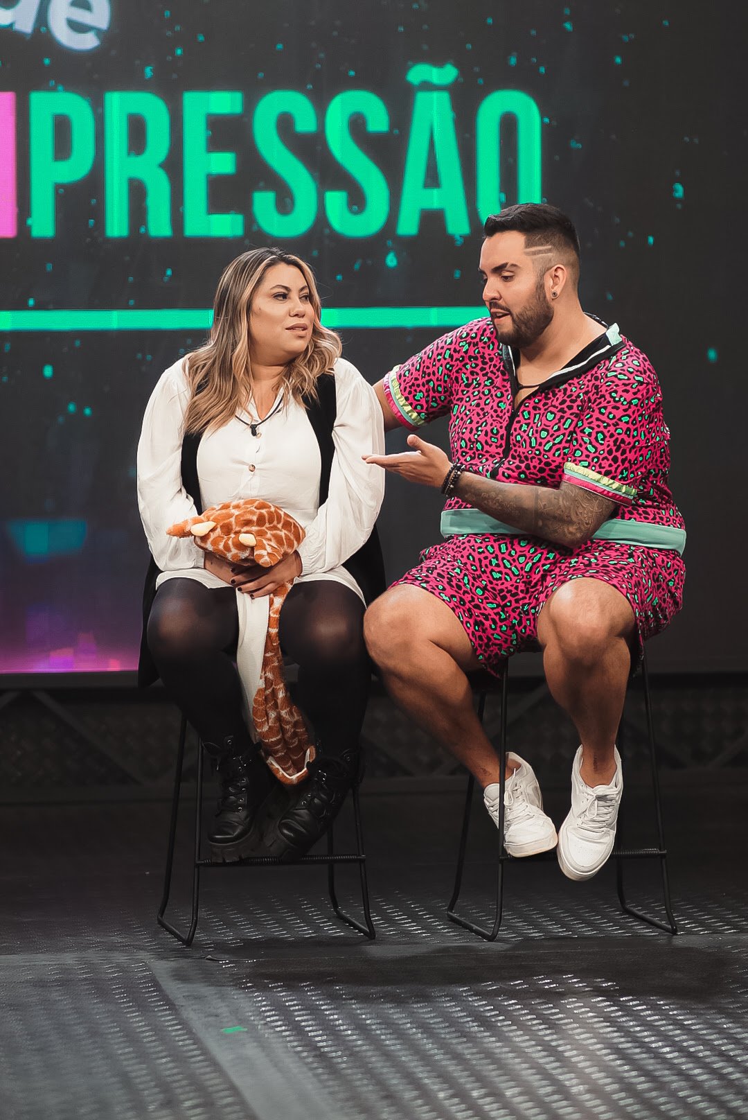PRIMEIRO CASAL ELIMINADO DO "POWER COUPLE 6" PARTICIPA DE LIVE NO R7.COM - imagem 3