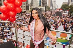 Avon marca presença na 26ª Parada do Orgulho LGBT+ em São Paulo e reforça apoio à diversidade - imagem 5