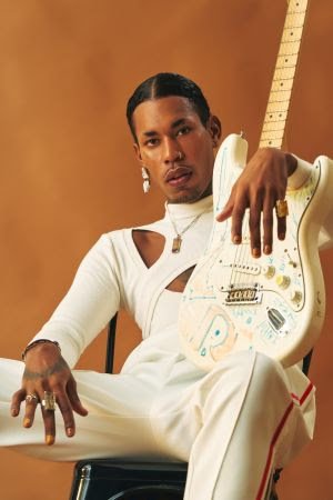 HODARI estreia show de álbum homônimo no SESC Pompéia, em São Paulo