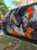 Van NoAge que estará como carro de apoio no War Race Outlaw