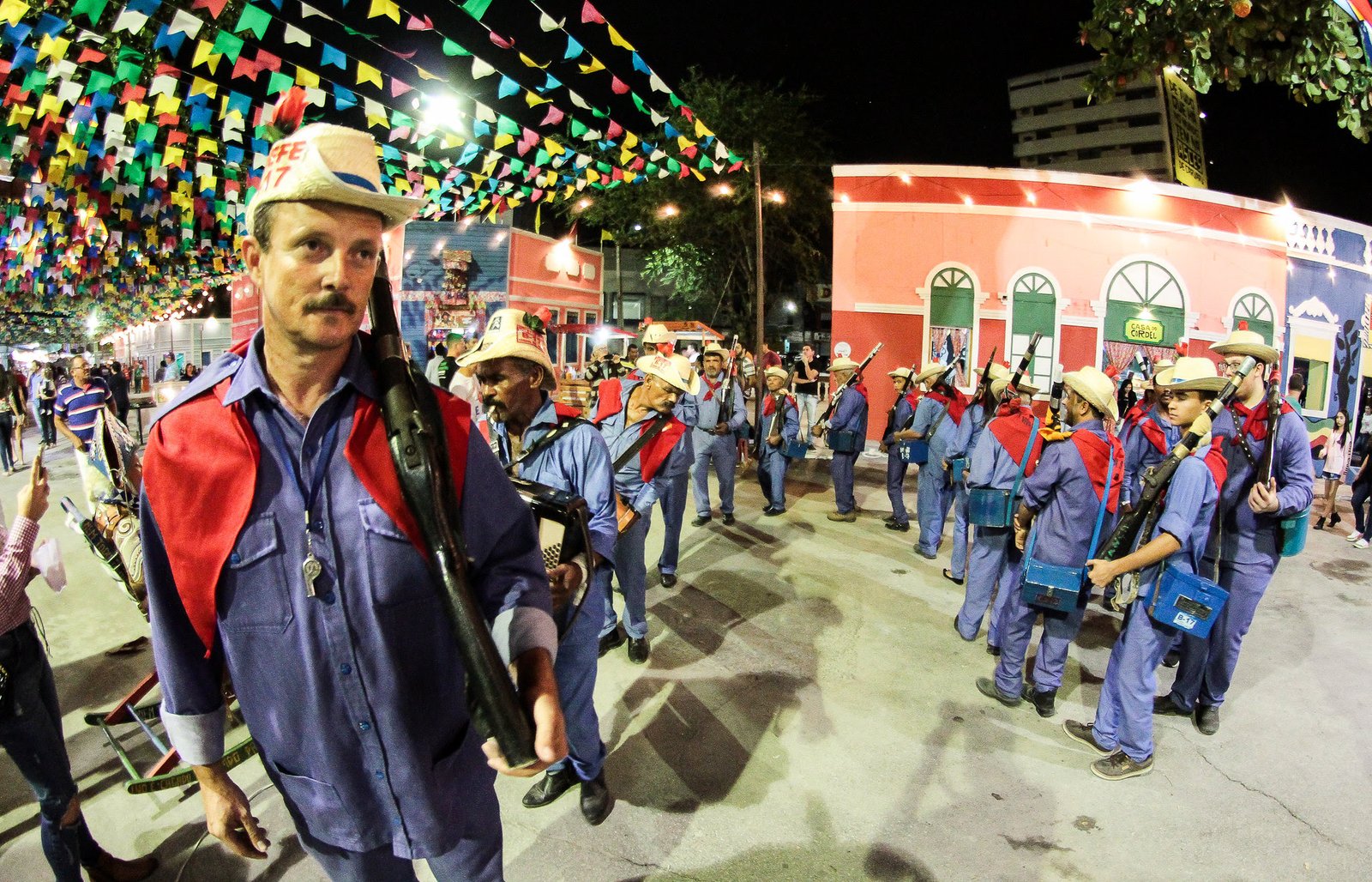 São João de Caruarumovimenta o Nordeste - imagem 3