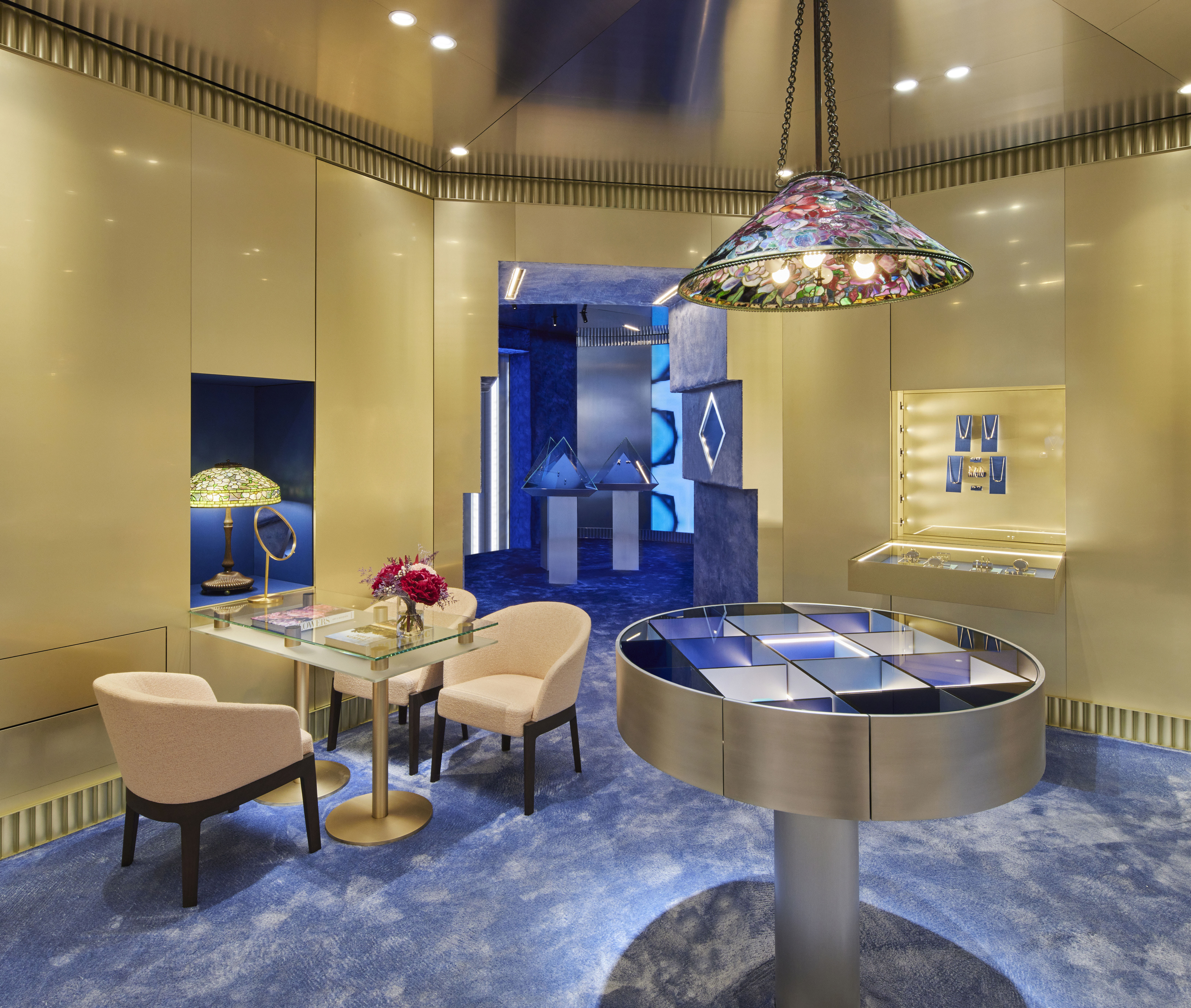 Tiffany & Co. Lança Loja Pop-Pp Imersiva na Avenue Montaigne em Paris - imagem 3