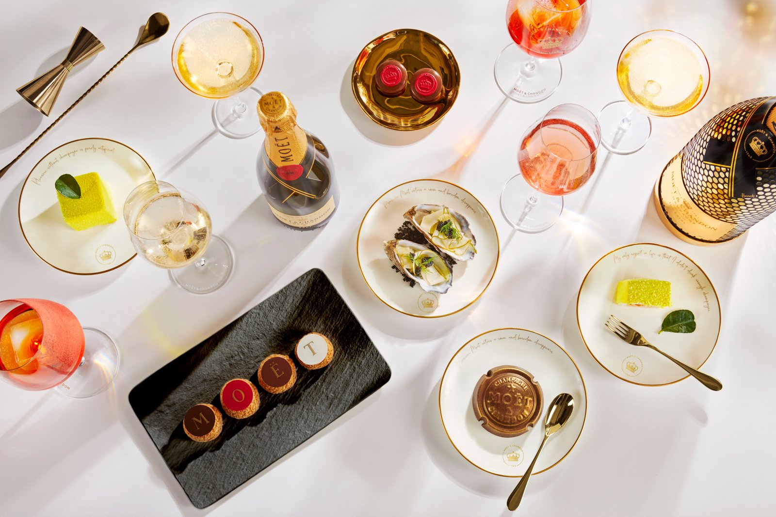 ALGO ESTÁ BORBULHANDO: NOVOMOËT & CHANDON CHAMPAGNE BAR NA HARRODS, LONDRES - imagem 6