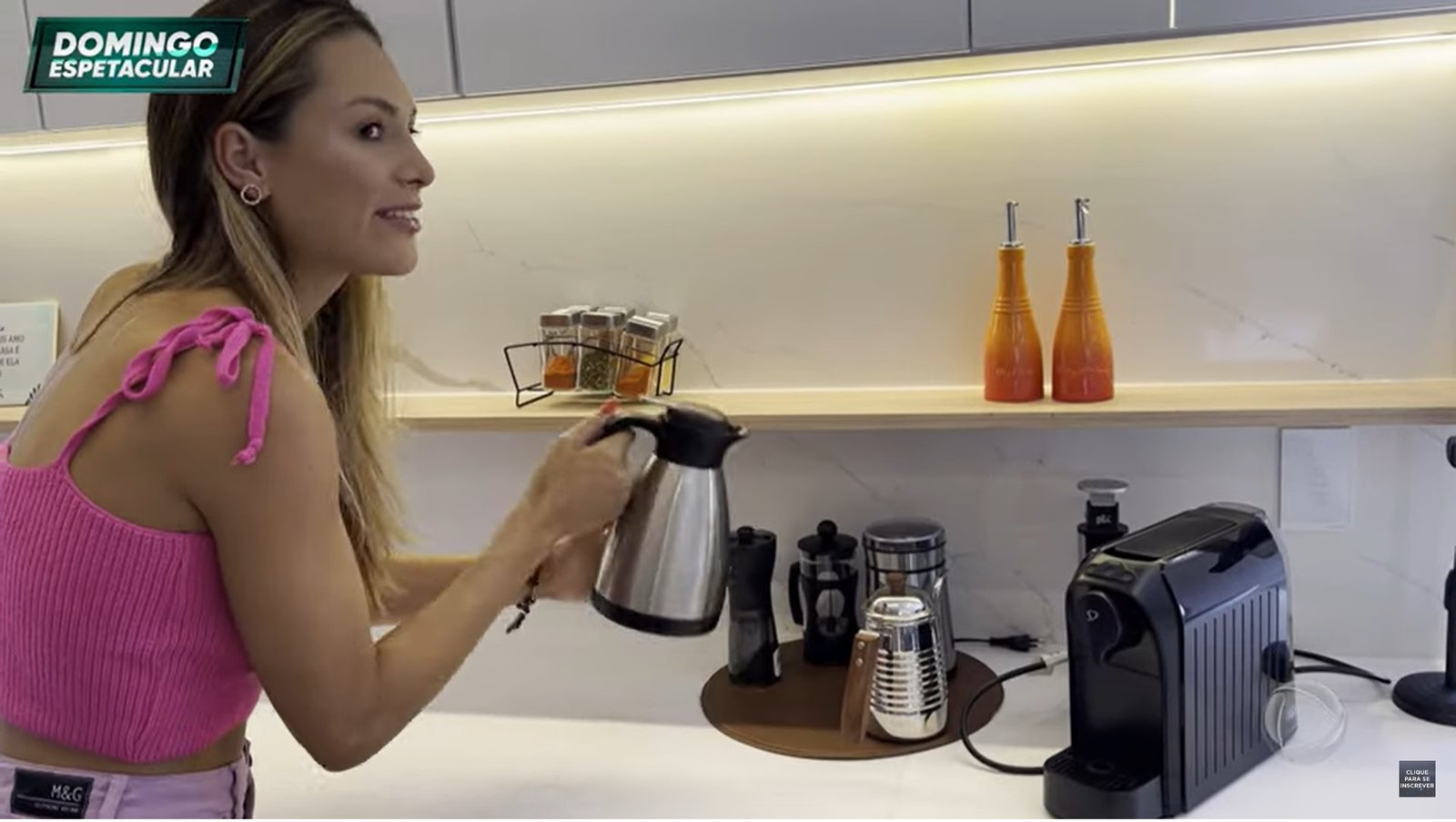 “CANTINHO PREFERIDO” MOSTRA A COZINHA NA NOVA CASA DA INFLUENCER YASMIN CASTILHO - imagem 5