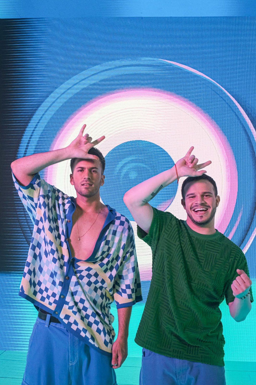CANTOR PORTUGUÊS DAVID CARREIRA DESEMBARCA NO BRASIL PARA TURNÊ DE DIVULGAÇÃO AO LADO DE MATHEUS FERNANDES - imagem 2