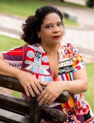 Doutora em Saúde Coletiva discute a paranormalidade à luz da ciência ao apresentar vivências mediúnicas
