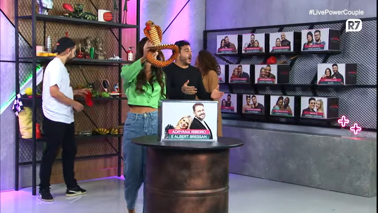 EM LIVE NO R7, ELIMINADA DO ‘POWER COUPLE’ DETONA: “ADRYANA E ALBERT ERAM FALSOS” - imagem 5