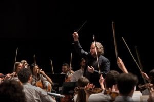 Orquestra Ouro Preto e Vale Música estreiam "Fernão Capelo Gaivota" no Rio