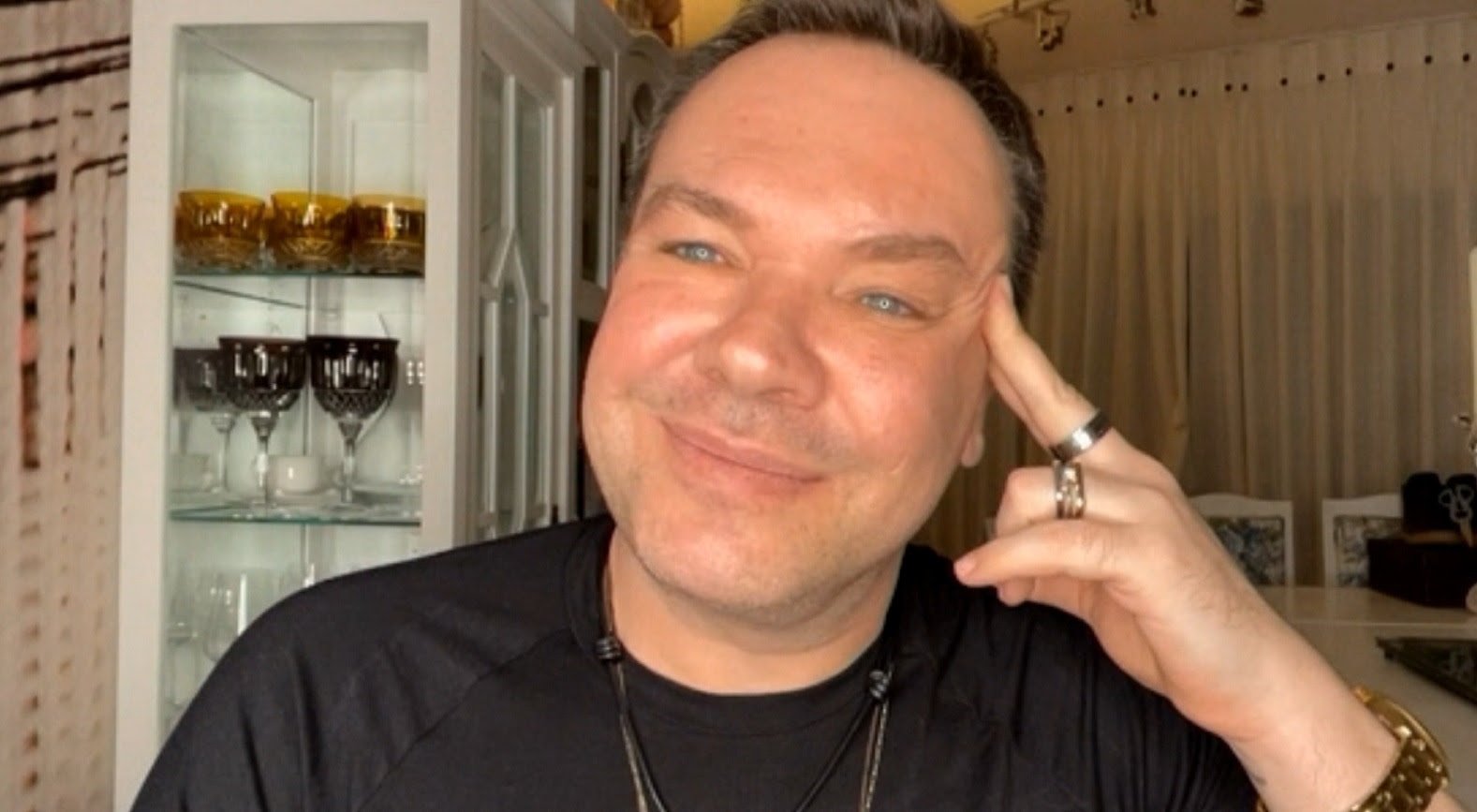 AO ‘PODCRINGE’, DO R7.COM, FELIPEH CAMPOS DISPARA: “DERRUBEI MEUS CONCORRENTES UM POR UM” - imagem 4