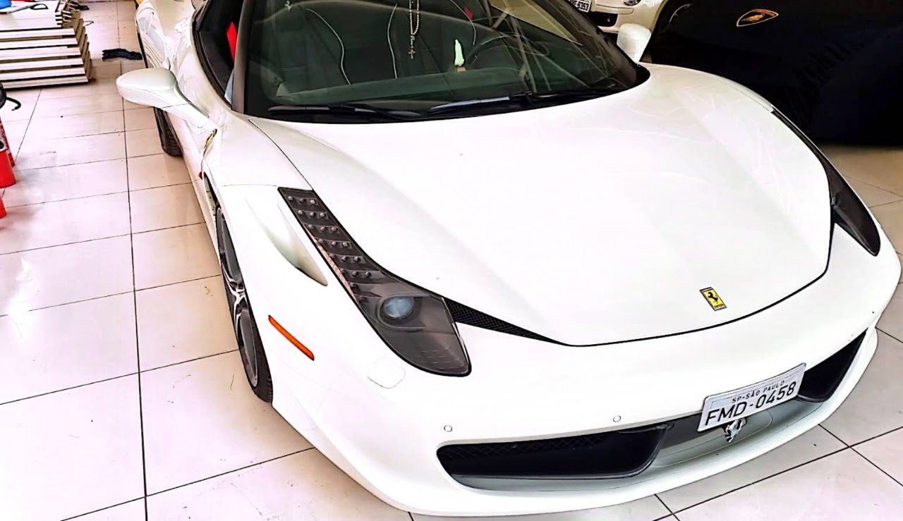Ferrari 458 Spider vai a leilão por R$ 2,7 milhões - imagem 5