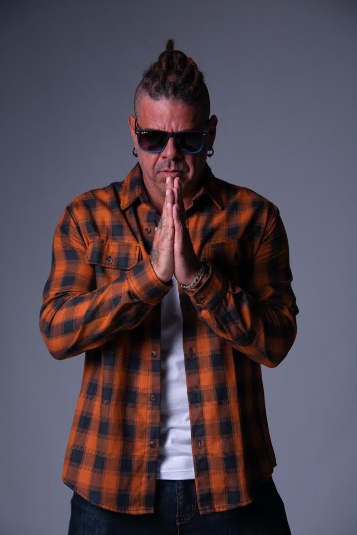 Homem de Pedra lança novo clipe