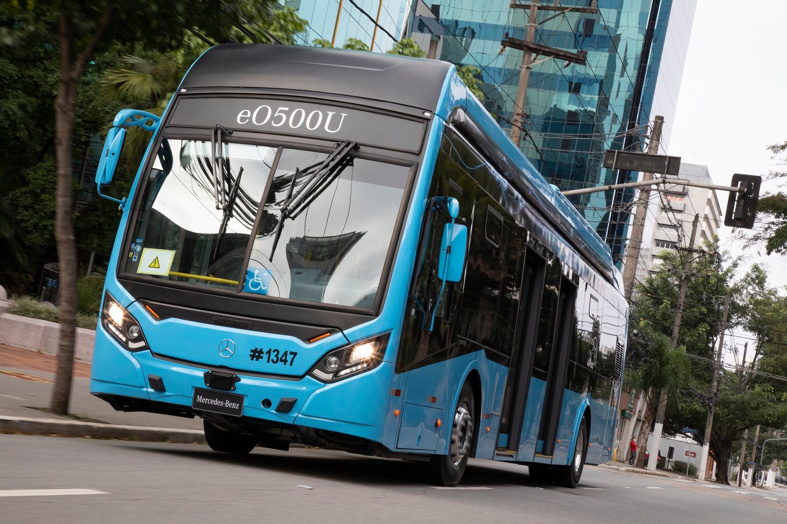 Ônibus elétrico Mercedes-Benz é apresentado ao público no maior evento da mobilidade na América Latina - imagem 7
