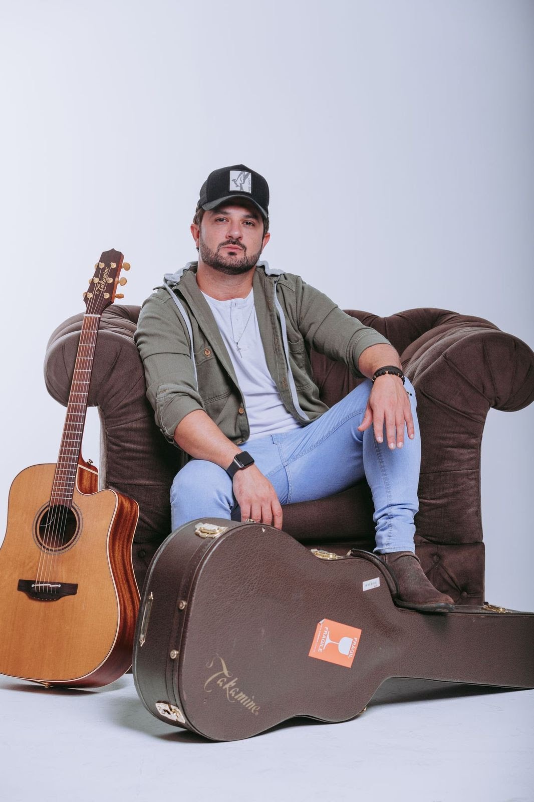 Produtor musical produz canções para a dupla Igor & Wallace