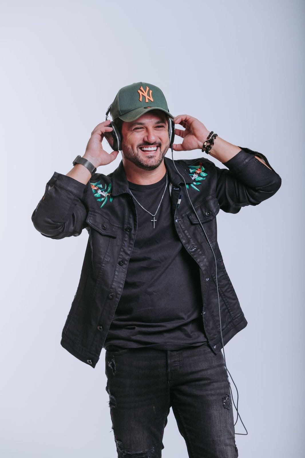 Produtor musical produz canções para a dupla Igor & Wallace - imagem 3