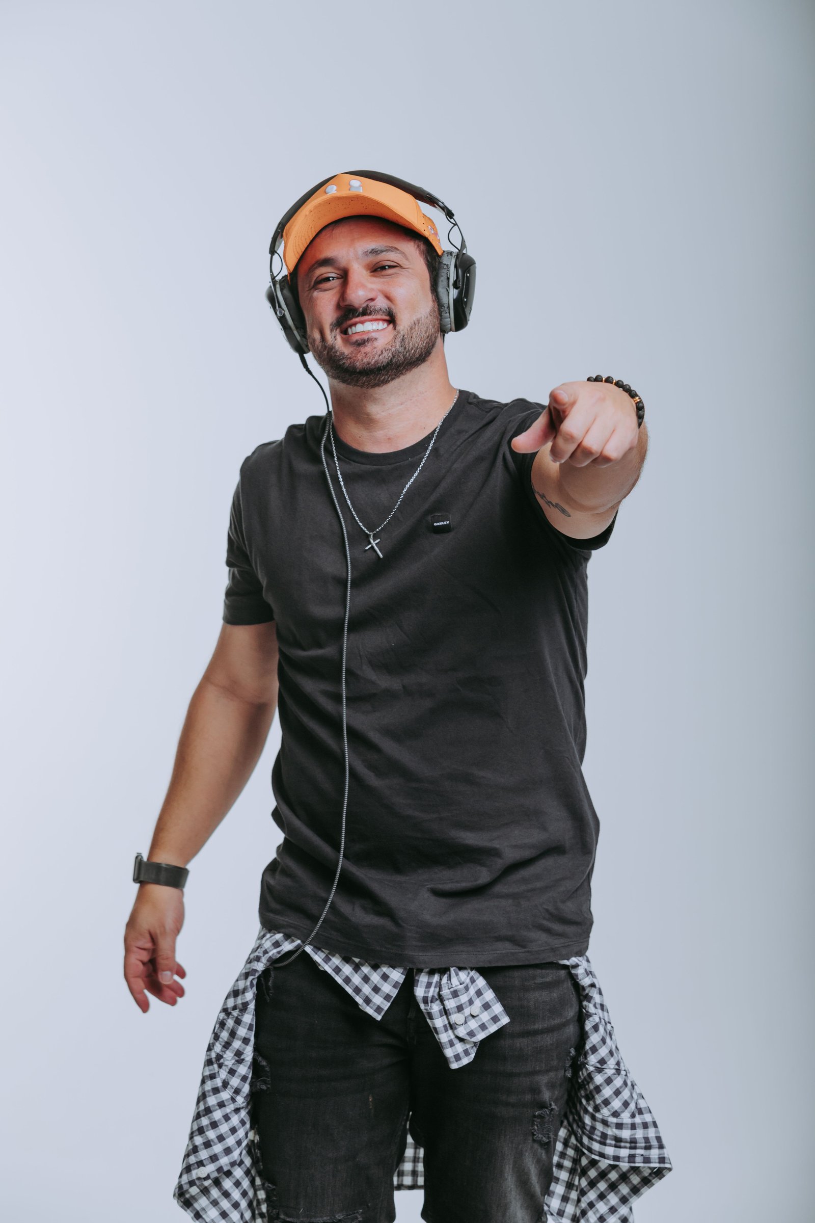 Produtor musical produz canções para a dupla Igor & Wallace - imagem 4