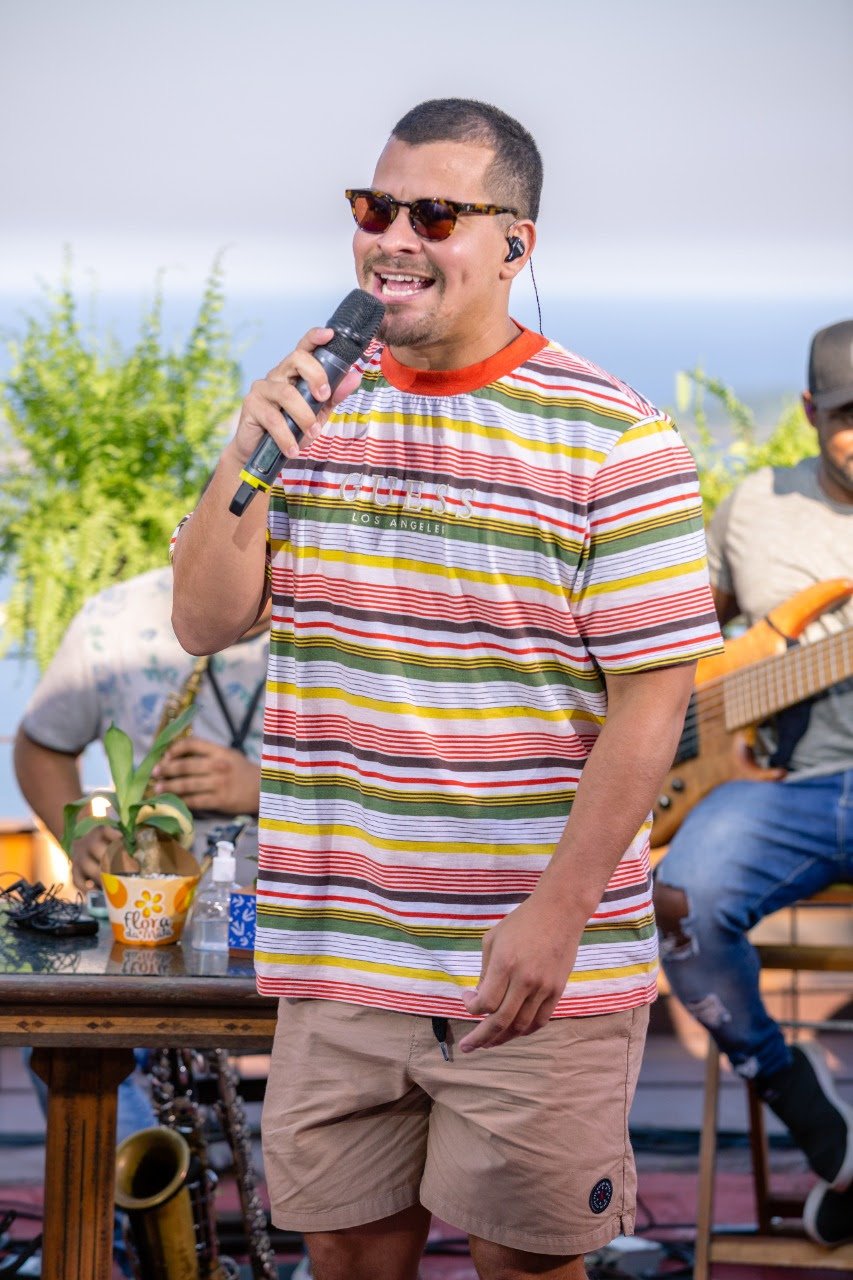 Thiago Martins comemora os mais de 2,6 milhões de views no “Quintal do TG”