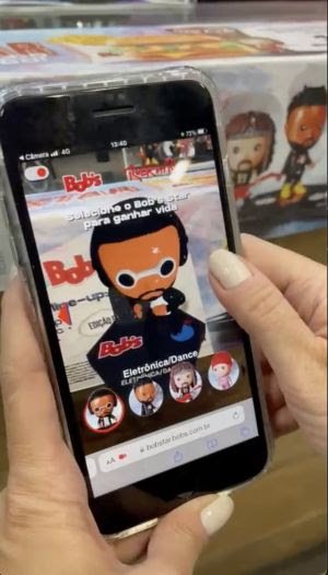 Waba assina campanha phygital para o Bob's