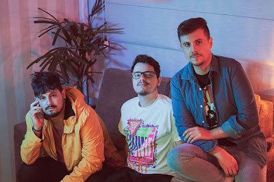 Atemiz volta ao cenário musical com o single 'Nuvens - imagem 2