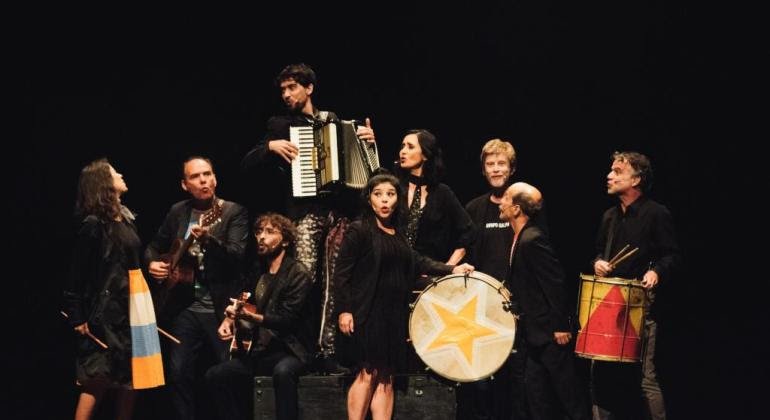 Com a premiada montagem "De Tempo Somos", do Grupo Galpão, Circuito Municipal de Cultura de BH inicia seu