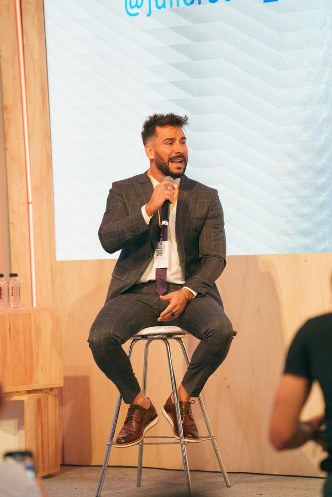 Com vídeos que chegam a quase 40 milhões de visualizações, Julio Rocha palestra em evento da Meta - imagem 2