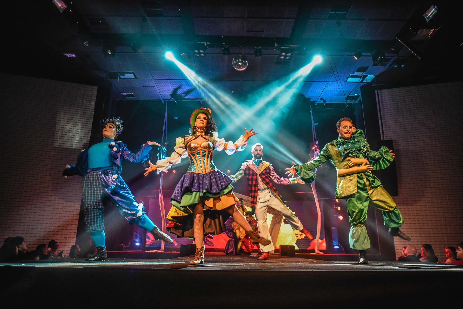 Espetáculo “Levity” combina gastronomia, teatro musical e arte circense em curta temporada em São Paulo - imagem 2
