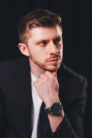 Filósofo Alexandro Gruber reúne em novo livro lições para quem deseja ressignificar a vida - imagem 2