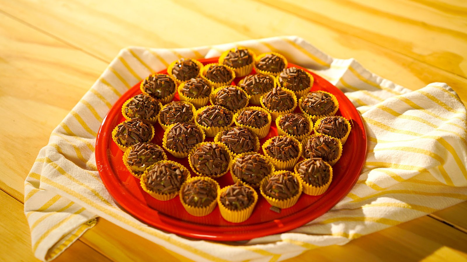 QUALY CELEBRA DIA DO BRIGADEIRO EM PARCERIA COM A TASTEMADE