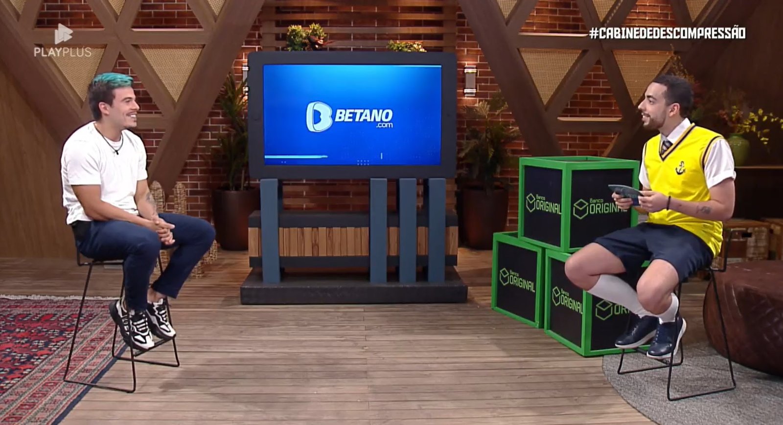 AO PLAYPLUS, THOMAZ DESCE A LENHA EM DEOLANE: “PESSOA RUIM E MALDOSA” - imagem 4