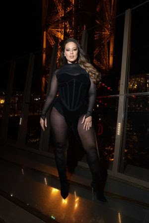Christian Louboutin apresenta 'The Loubi Show II' na Torre Eiffel - imagem 7