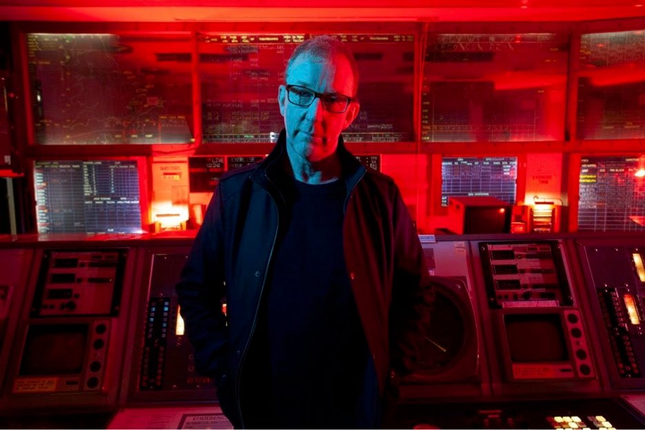 DAVE ROWNTREE COMPARTILHA NOVA MÚSICA, ‘HK’ - imagem 2