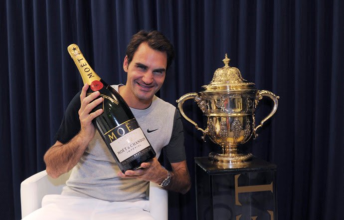 Moët & Chandon faz campanha global de celebraçãoem homenagem ao tenista Roger Federer