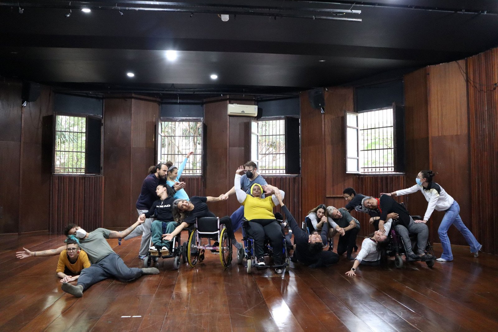 NÚCLEO DANÇA ABERTA APRESENTA “PARADA DANCEABILITY” NESTE SÁBADO (29/10), 15H, NA OFICINA OSWALD DE ANDRADE
