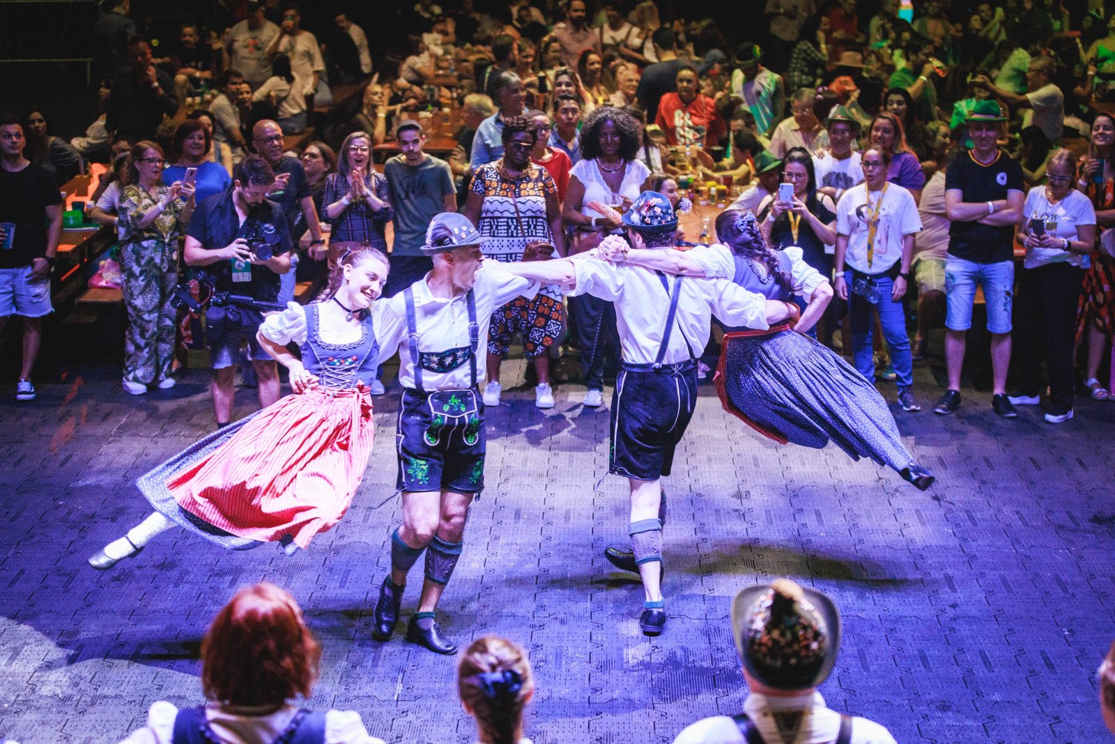 São Paulo Oktoberfest bate recorde de público e vem para seus últimos dias em 2022 com shows de Ferrugem, Os - imagem 6