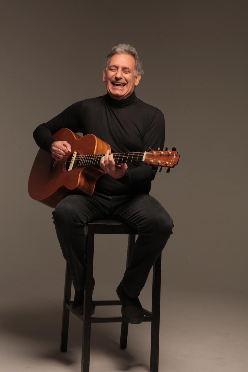 TATO MAHFUZ lança DESDE SEMPRE