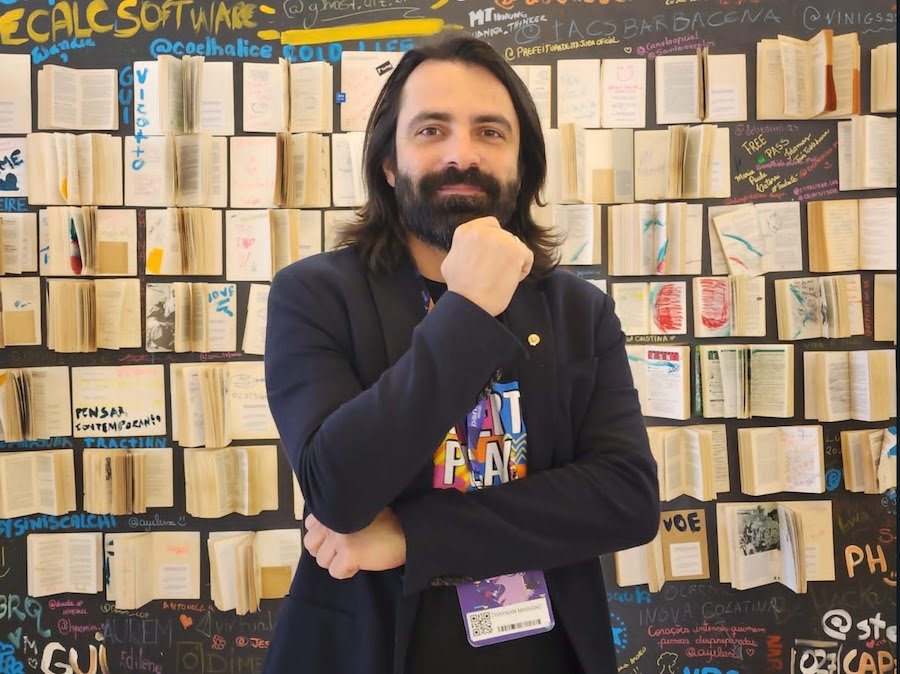Thaynan Mariano, o diretor do Floripa Conecta visita a HackTown para turbinar o PIB Criativo em 2023