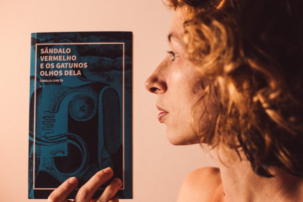 Em estreia no romance, Camilla Loreta aborda ancestralidade e linhagem materna por meio de linguagem onírica