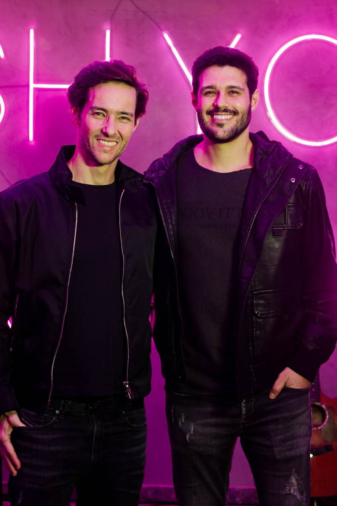 Ex-BBB, Rodrigo Mussi celebra recuperação e reúne amigos famosos em pocket show de Fiuk na Housi em SP - imagem 2