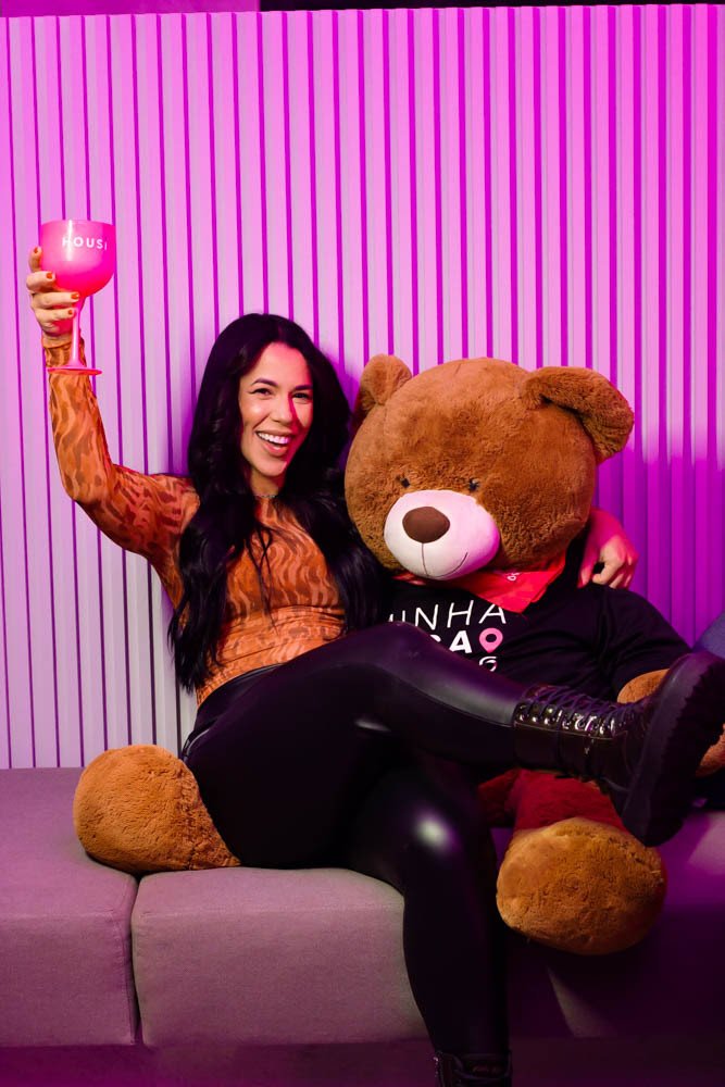 Ex-BBB, Rodrigo Mussi celebra recuperação e reúne amigos famosos em pocket show de Fiuk na Housi em SP - imagem 8