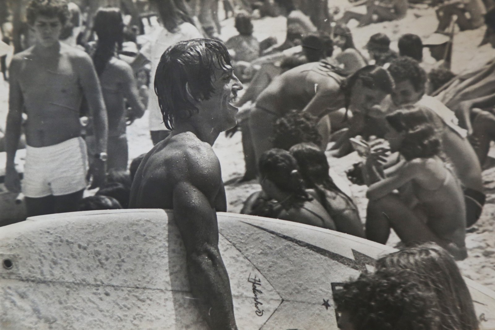 Livro revisita o começo do surfe em Pernambuco - imagem 2