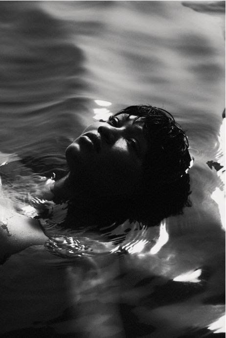 Luedji Luna divulga capa e contracapa de seu novo álbum