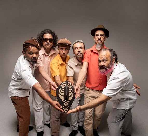 Mestre Ambrósio realiza os primeiros shows de reencontro e celebração de 30 anos de carreira, em São Paulo
