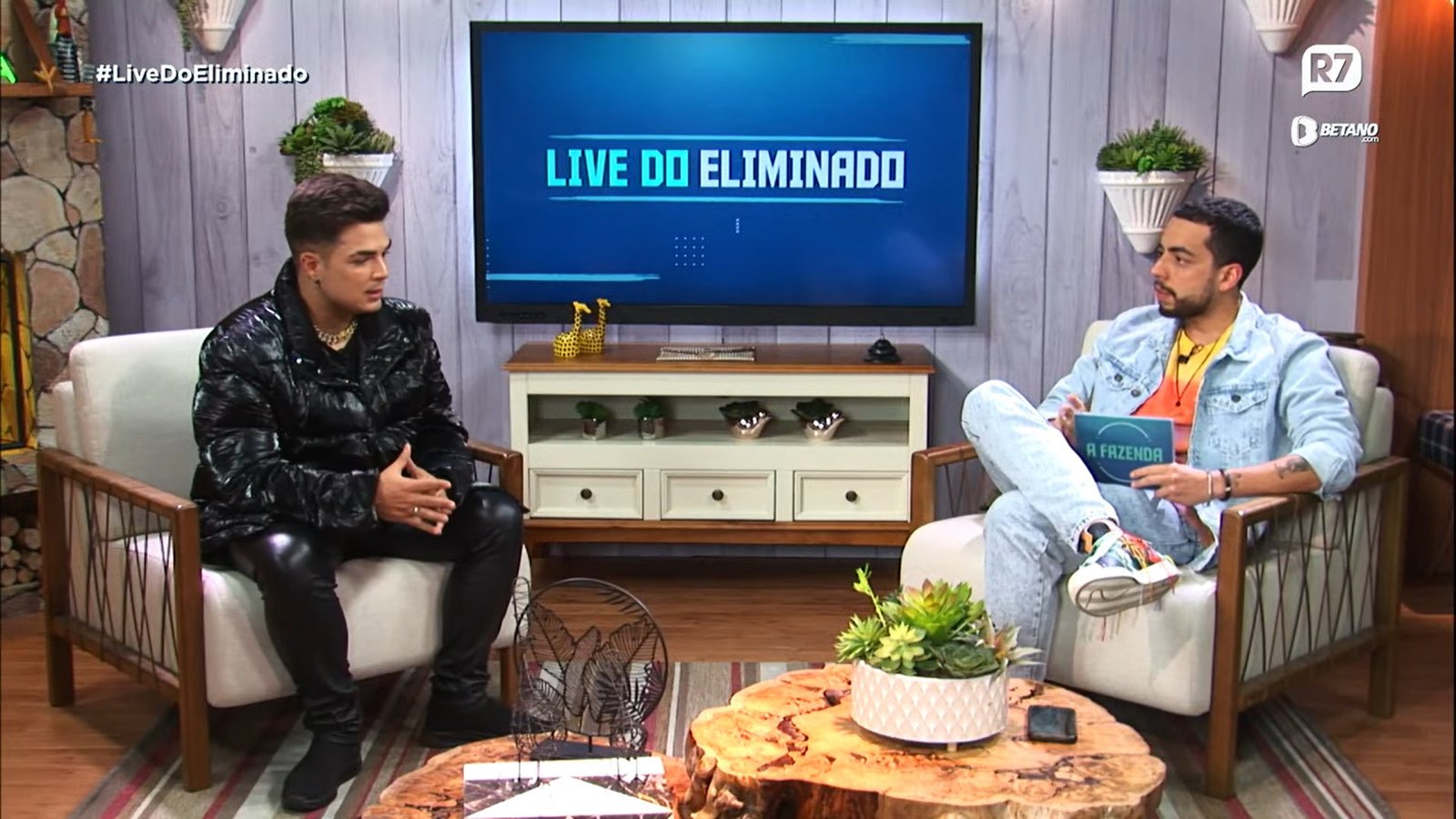 NA “LIVE DO ELIMINADO”, LUCAS SANTOS DISPARA CONTRA PARTICIPANTE: “ELA QUERIA ME CANCELAR” - imagem 5