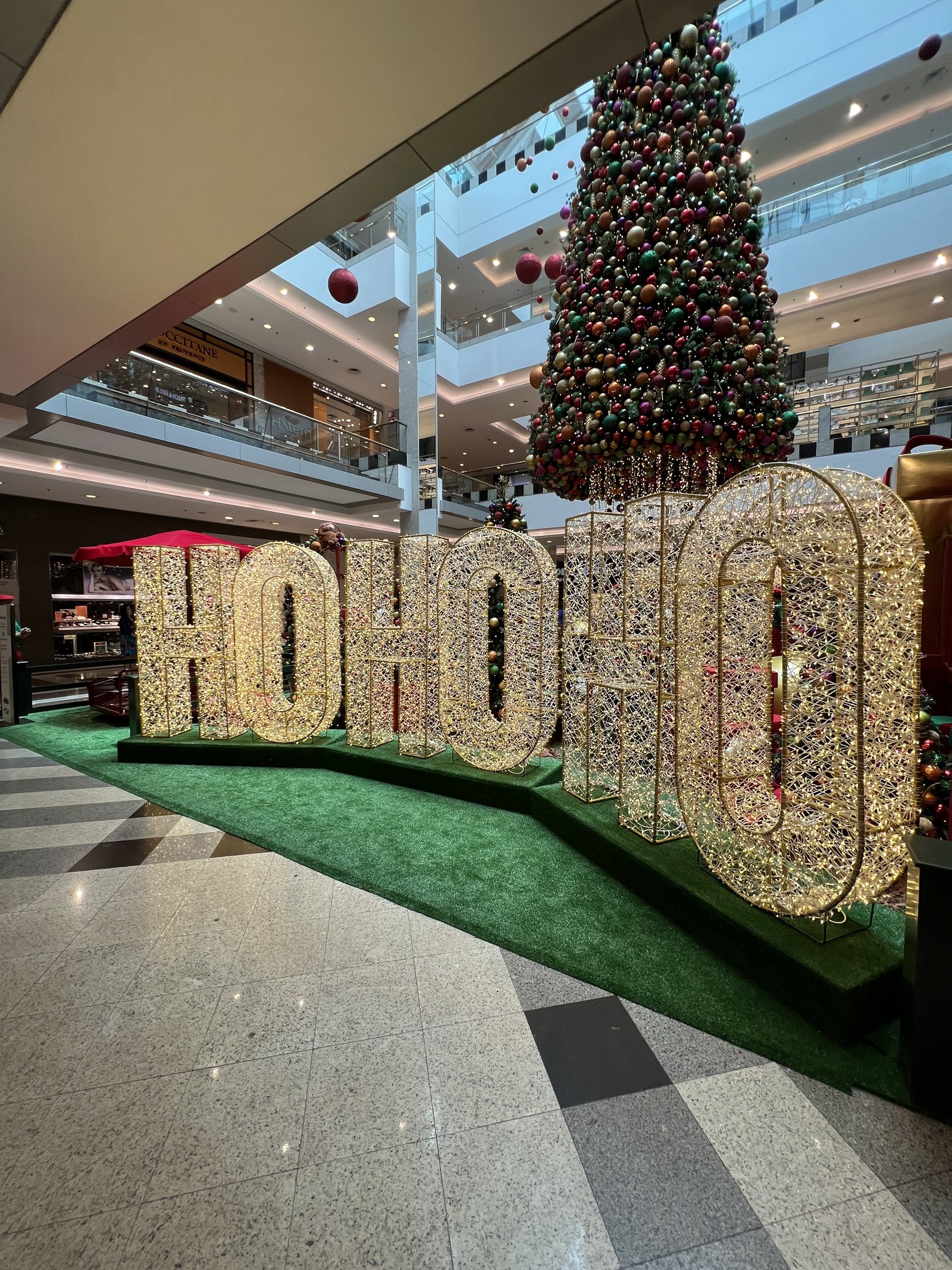 Natal das árvores flutuantes chega no Shopping Anália Franco, trazendo muita cor e magia para o fim de ano - imagem 4