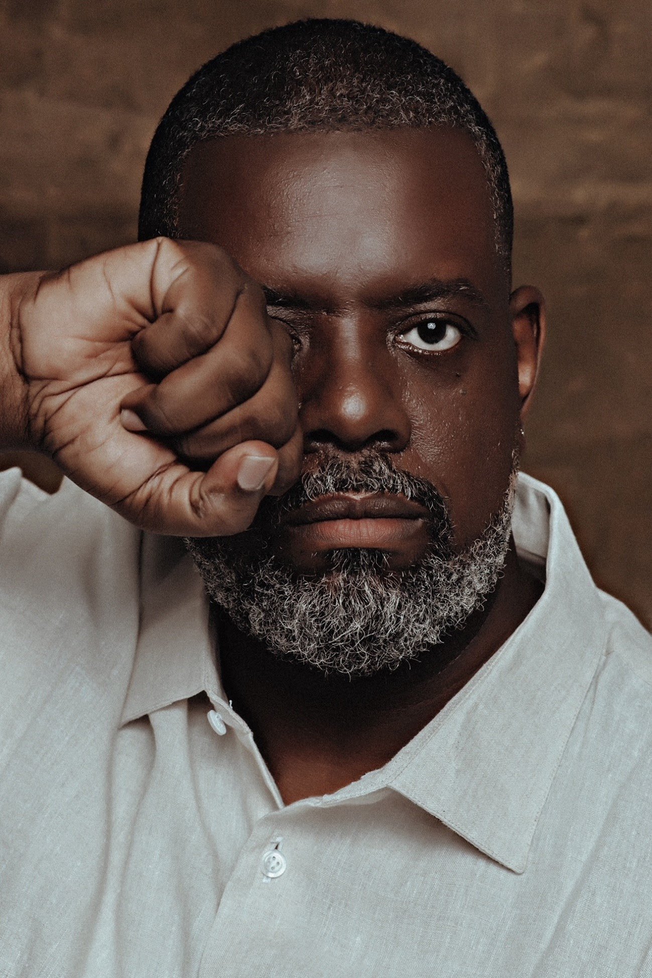 No Dia da Consciência Negra, Péricles transforma em música poema de Carlos de Assumpção