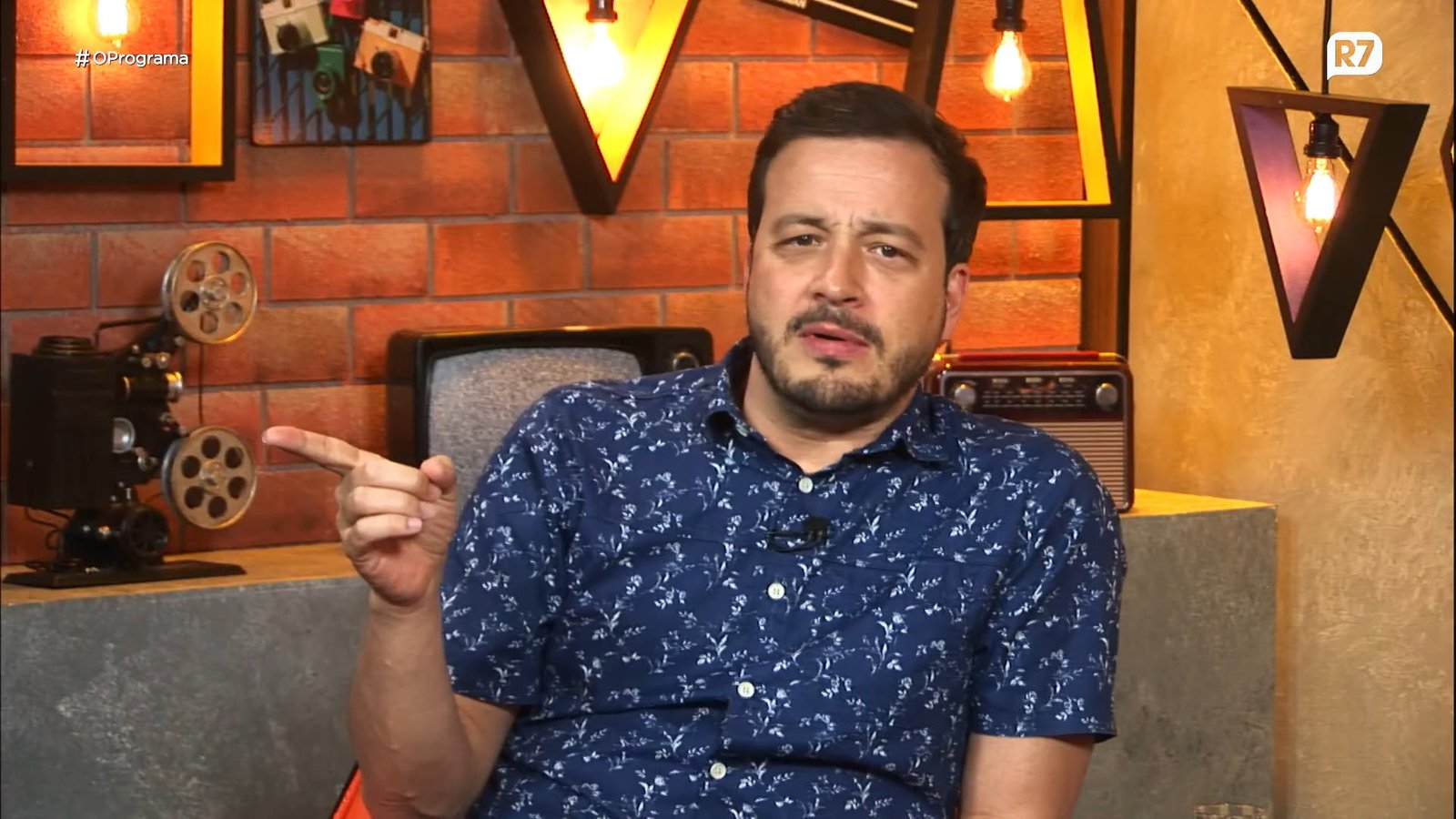 NO R7, RAFAEL CORTEZ COMENTA PERÍODO NO “CQC”: “TODOS NÓS TIVEMOS PROBLEMAS EMOCIONAIS - imagem 3