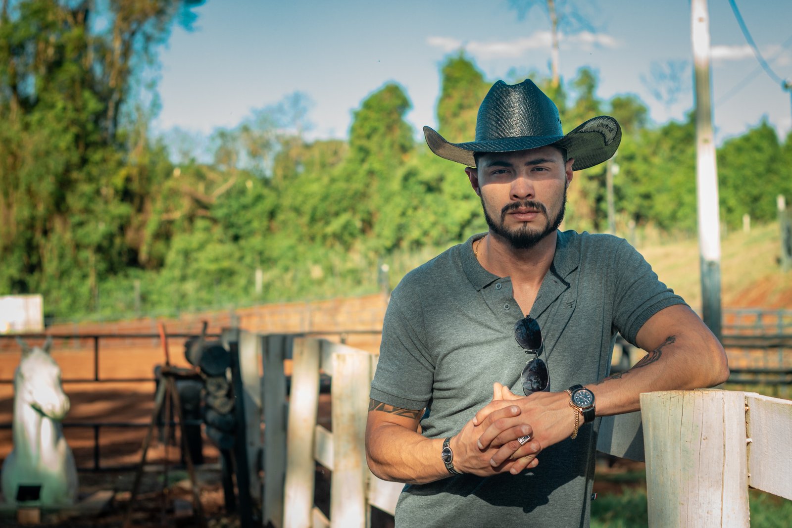 O agro sertanejo recebe mais um sucesso nesta sexta-feira (18) do cantor viral Thiago Castelli - imagem 2
