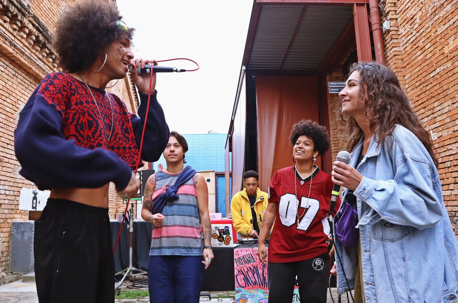 No Dia da Visibilidade Trans, o Sesc Avenida Paulista apresenta a “Batalha da Encruzilhada” - Slam formado - imagem 2