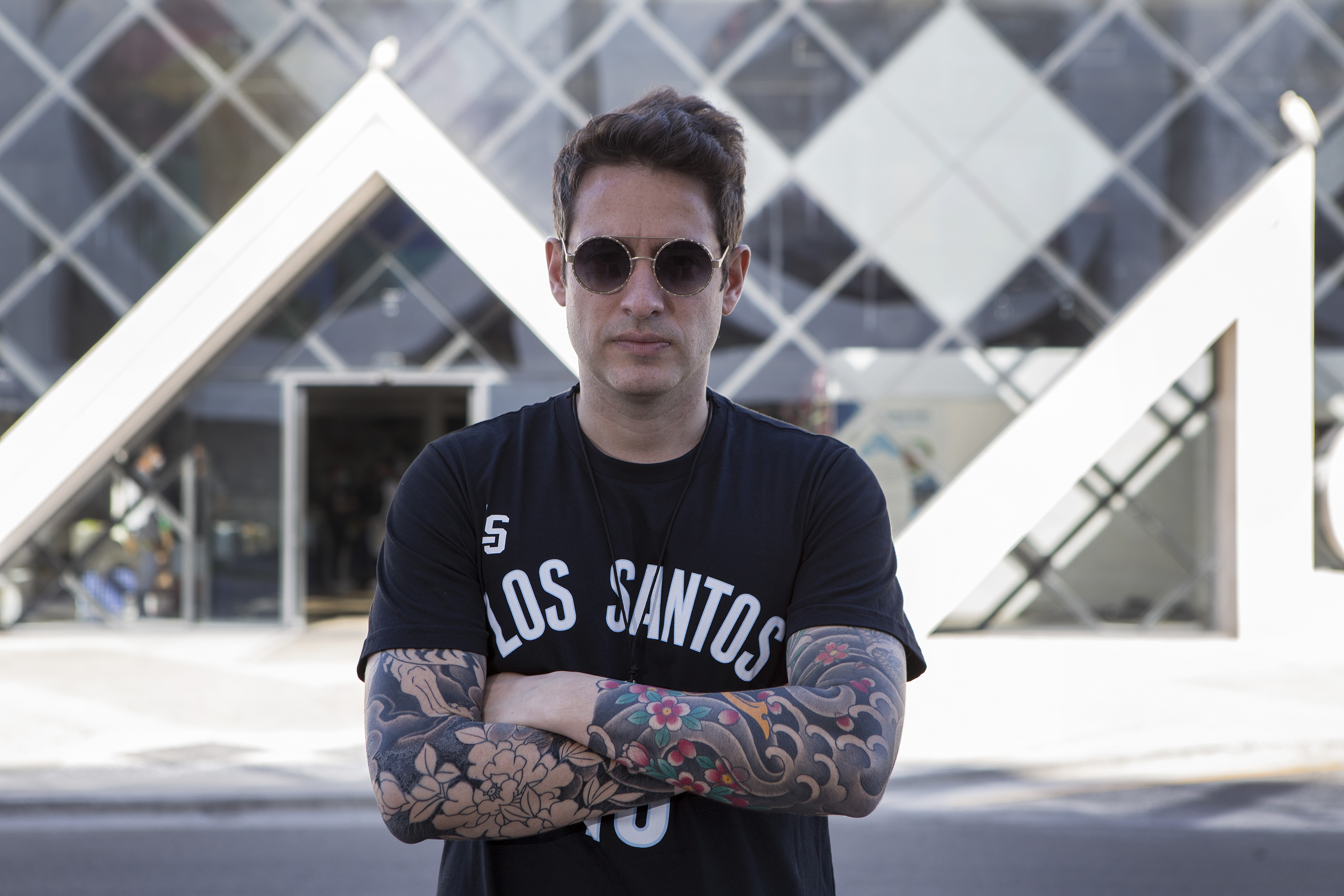 Valorização à mulher é tema de “Hey Moça”, novo single de Gerônimo