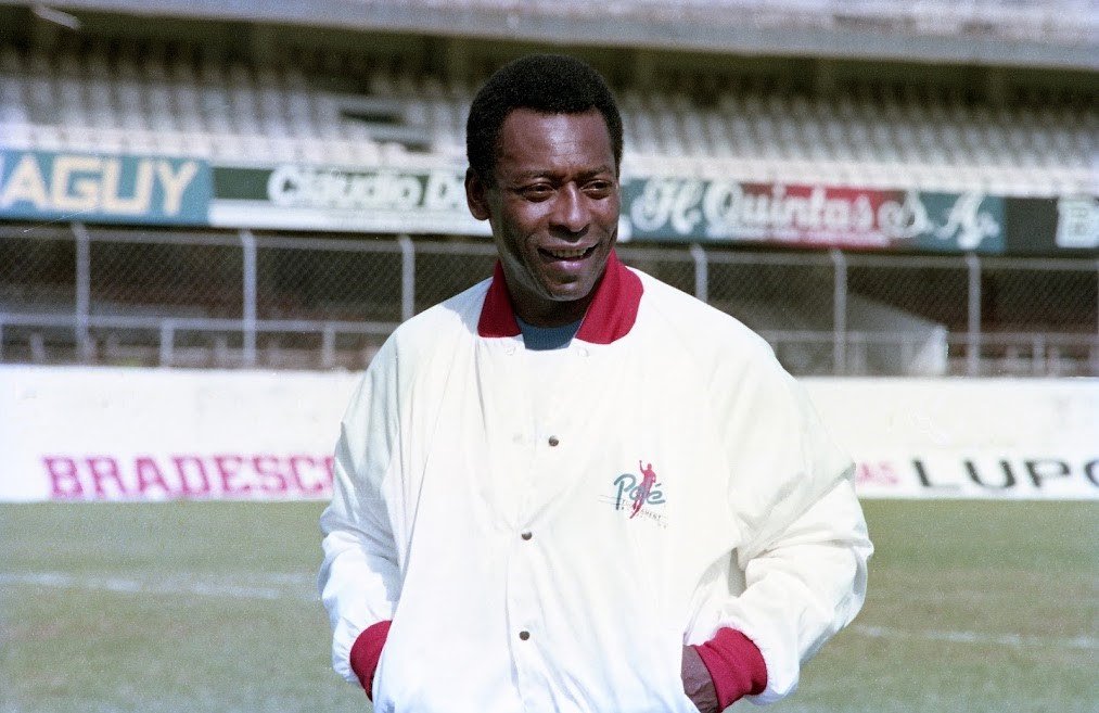 Velório de Pelé: SBT faz cobertura especial no adeus ao Rei do Futebol - imagem 2